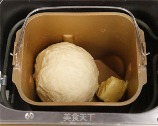 The Practice of Pork Floss Salad Dressing Bread (soup Type) recipe