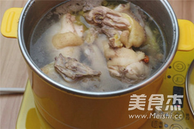 Guangdong Old Fire Soup-maca Mushroom and Wolfberry Soup recipe