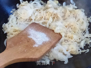 Carp with Sauerkraut recipe
