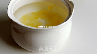 Peach Gum Rice Wine and White Fungus Soup recipe