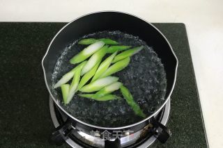 Pasta with Pumpkin Sausage and Asparagus recipe