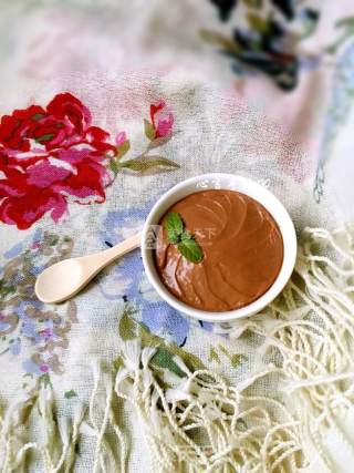 What to Do with The Extra Egg Yolk-authentic Chocolate Mousse recipe