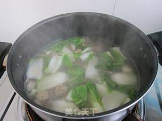 Fresh, Fragrant, Tender and Slippery—smooth Meat in The Clear Soup recipe