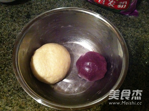 Purple Sweet Potato Spiral Mung Bean Crisp Balls recipe