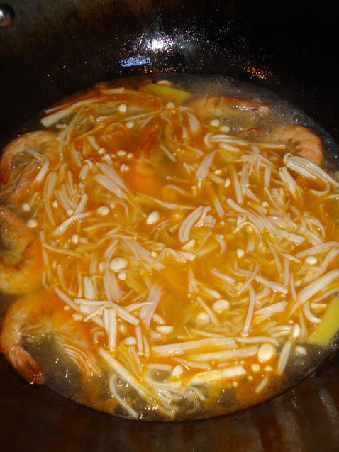 Golden Needle Shrimp Soup recipe