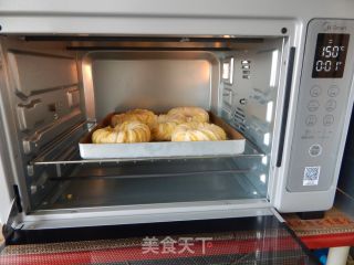 # Fourth Session of The Baking Contest and is Love to Eat Festival# Coconut Bread Rolls recipe