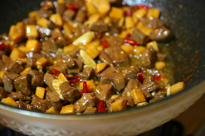 Cumin and Pleurotus Eryngii Beef Cubes recipe