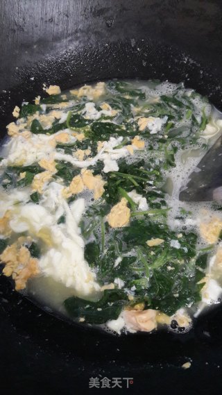 White Cauliflower and Egg Soup recipe