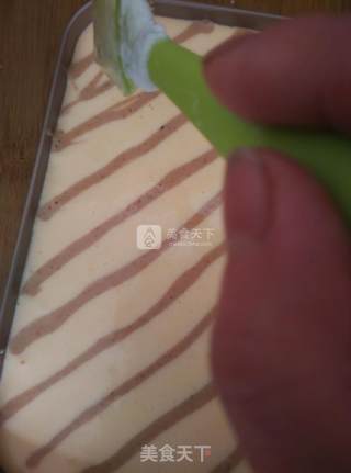 Feather Pattern Cake recipe