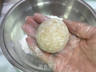 Cantonese-style Moon Cakes recipe