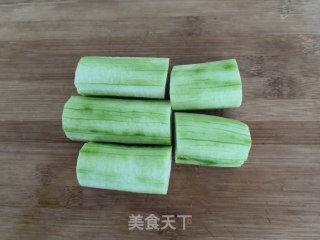 Protein Loofah and Wolfberry Soup recipe