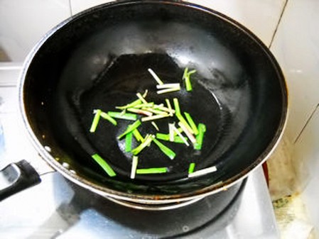 Leek-flavored Shredded Pork with Dried Tofu recipe