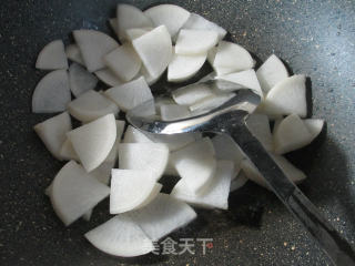 Boiled Radish with Pickled Vegetables recipe