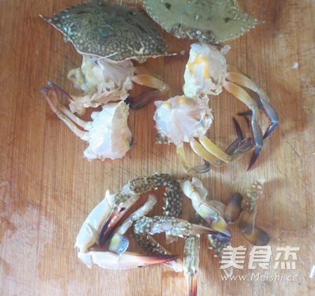 Cantonese Fried Crab with Ginger and Green Onion recipe