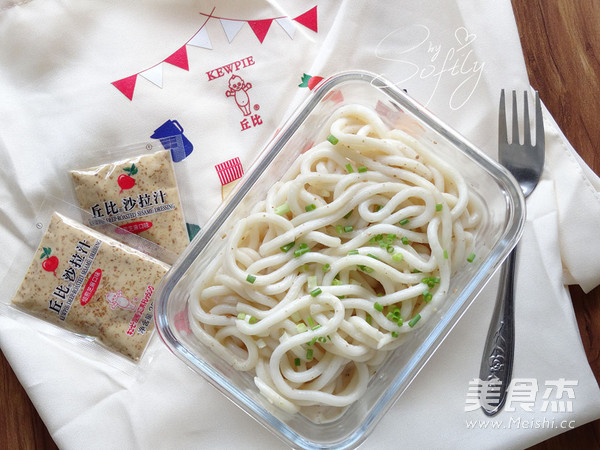 Udon Noodles with Salad Dressing recipe