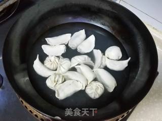 Boiled Frozen Dumplings Do Not Break recipe