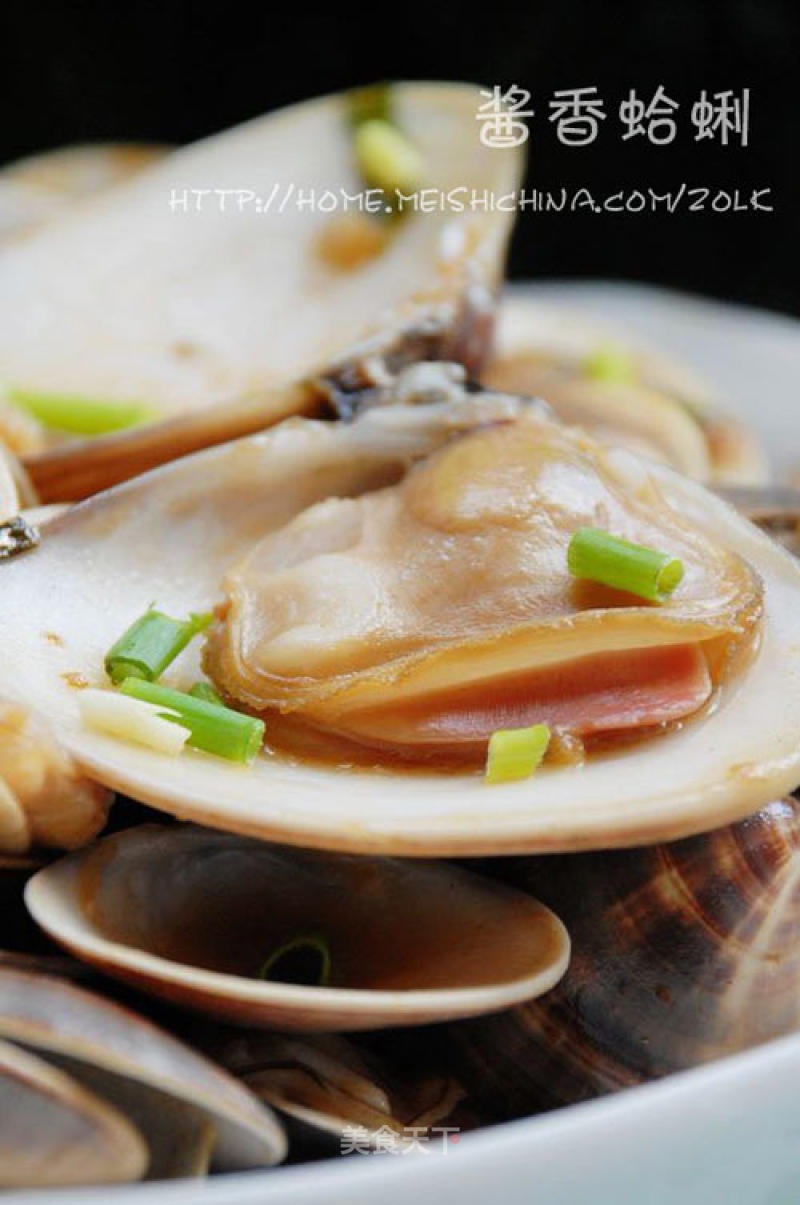 Sauce-flavored Clams recipe