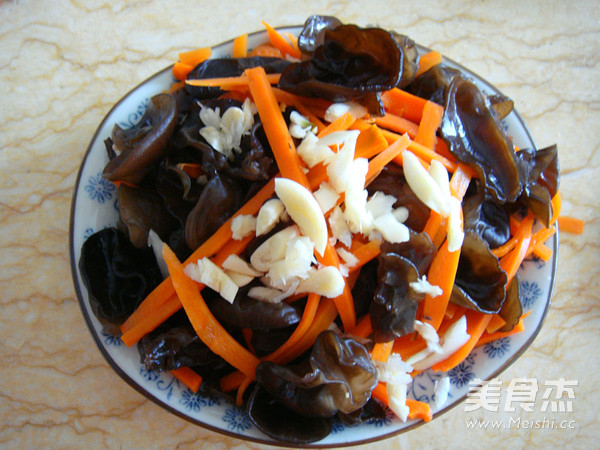 Hot and Sour Black Fungus recipe