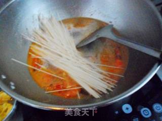 Tomato, Egg, Shrimp Noodles recipe