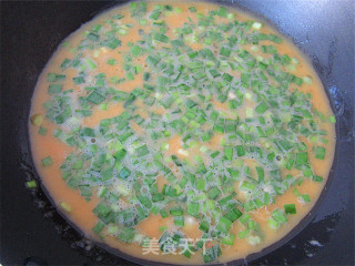 Shrimp and Leek Thick Omelet recipe