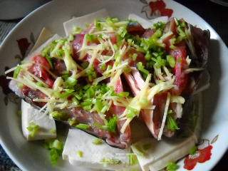 Chopped Pepper Fish Head Tofu recipe