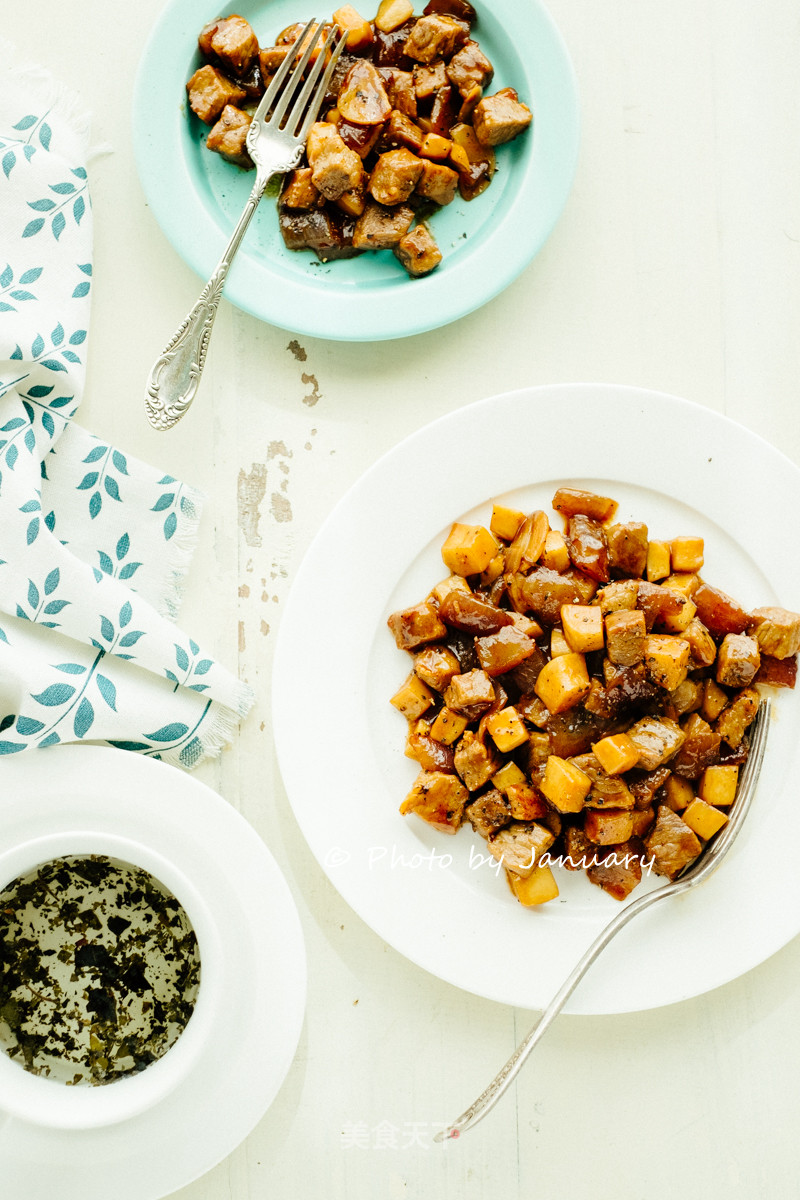 [shanghai] Beef Cubes with Black Pepper and Pleurotus recipe