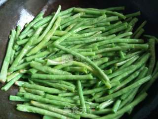 Stir-fried Carob recipe