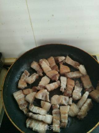 Braised Pork with Quail recipe