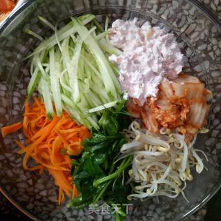 Tuna and Vegetable Bibimbap recipe