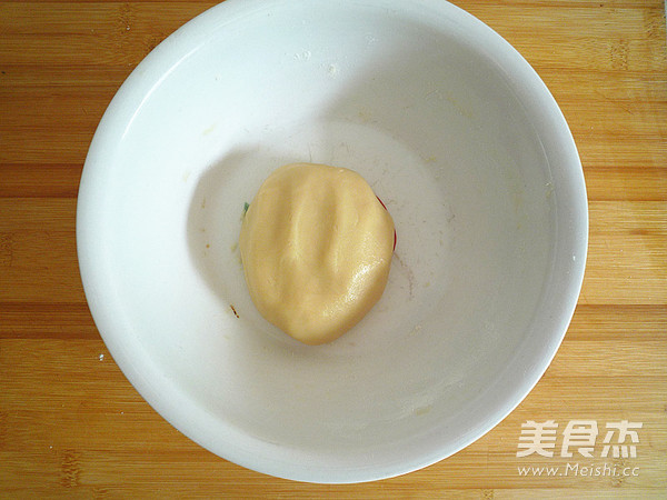 Cantonese Style Golden Thread Pork Floss Moon Cake recipe