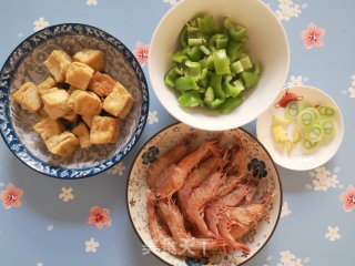 Braised Prawns with Green Peppers and Beans recipe