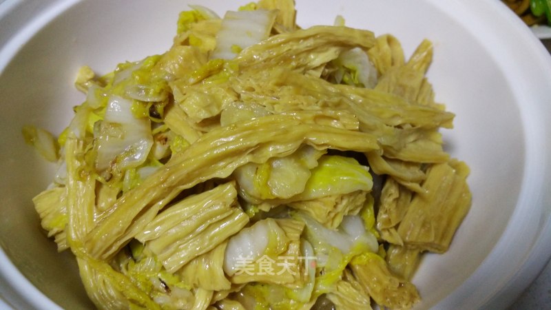 Cabbage Stewed Yuba