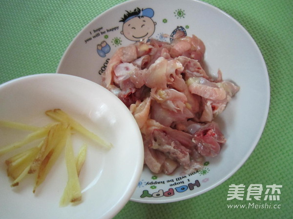 Steamed Chicken with Red Dates and Beiqi recipe