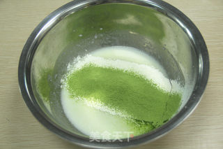 Barley Grass Green Cake Roll recipe