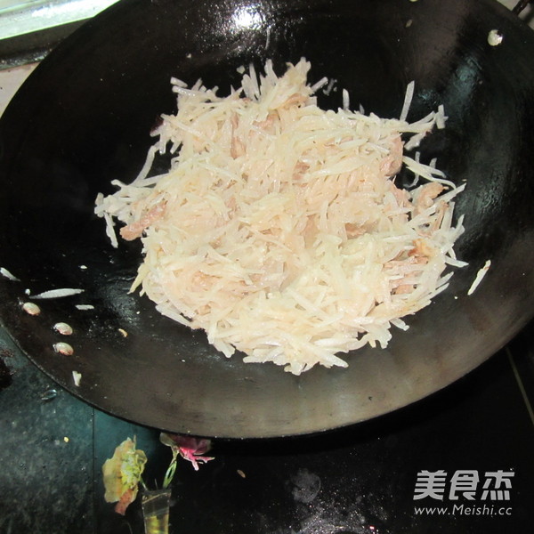 Garlic Shredded Radish recipe