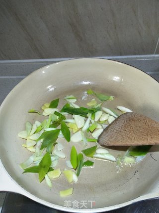 Stir-fried Beef Liver with Hot Pepper recipe