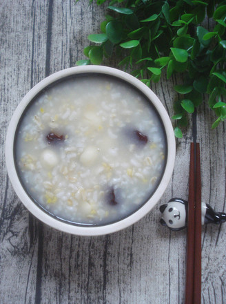 Oatmeal with Red Dates and Lotus Seeds recipe