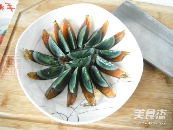 Songhua Egg with Ginger Sauce recipe