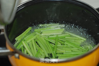 Dried Celery recipe