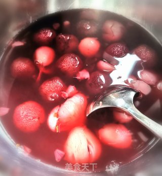 Bayberry and Lychee Drink recipe