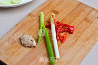 Steamed Radish with Scallops recipe