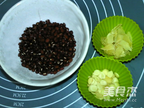 Lily Almond and Red Bean Porridge recipe