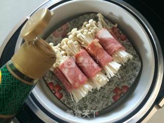 Steamed Enoki Mushrooms with Bacon recipe