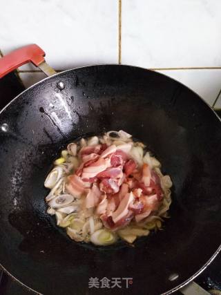 Stir-fried Sin Ramen with Pork Belly with Spicy Cabbage recipe