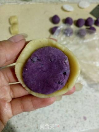 Purple Sweet Potato, Purple Rice and Red Bean Mooncakes recipe