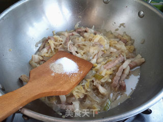 Stewed Vermicelli with Shredded Pork and Sauerkraut recipe