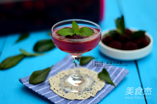 Bayberry Wine for Relieving Heat, Relieving Greasiness, Promoting Body Fluid and Relieving Cough recipe