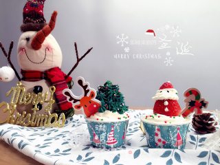 Christmas Cupcakes recipe