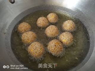 Pumpkin Glutinous Rice Sesame Balls recipe