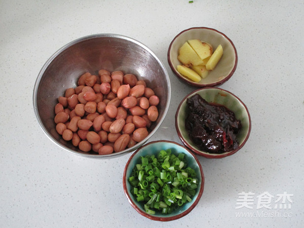 Fried Pork with Bamboo Shoots and Sauce recipe